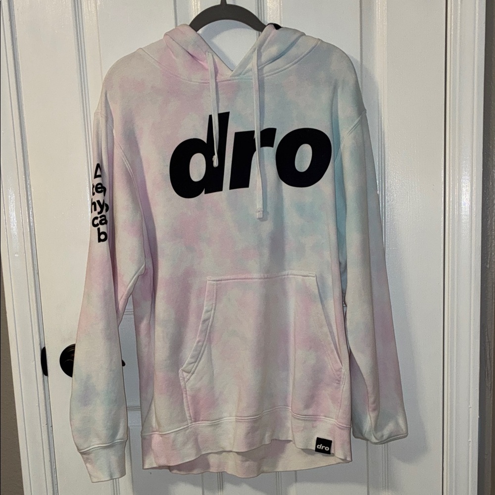 Dro Tie-Dye Hoodie, Cotton candy colored hoodie, w/ front pockets. Size Medium